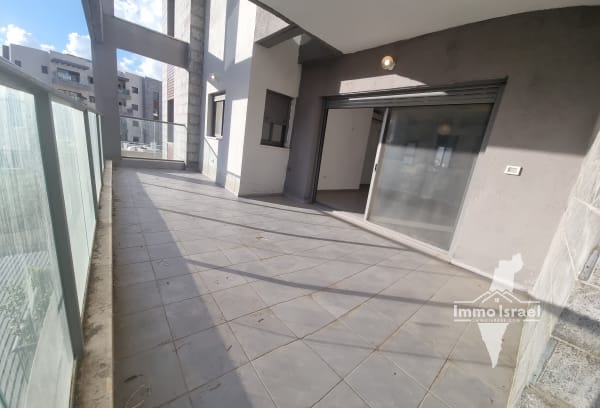 דירת 5 חדרים למכירה ברחוב ספיר 17, חריש