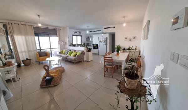 דירת 4 חדרים למכירה ברחוב אורן 16, חריש