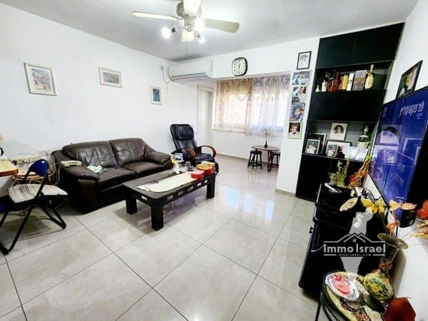 5-Room Apartment for Sale on Dahomey Street, Jerusalem
