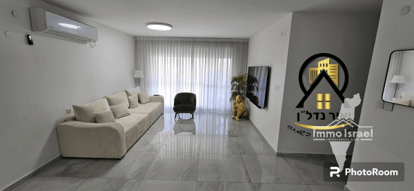 4-Room Apartment for Sale on Moshe Dayan Street, Or Yehuda