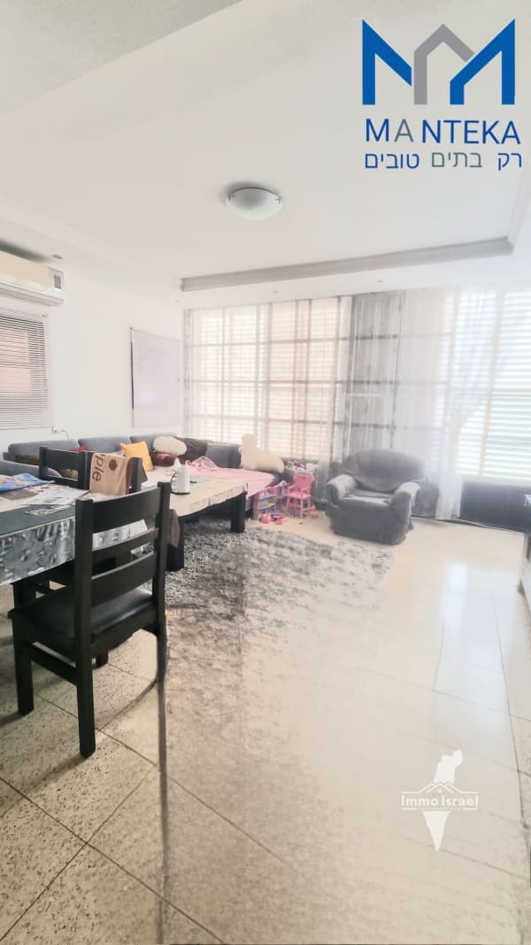 Appartement de 3 pièces à louer rue Sheshet ha-Yamim, Bat Yam