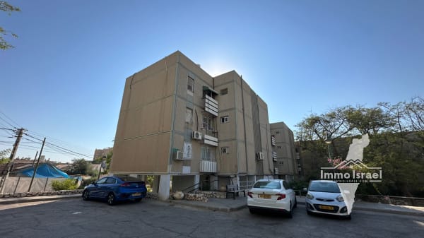 4-Room Apartment for Sale at HaMeri Haivri Street, Be'er Sheva