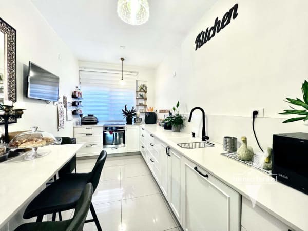 Appartement de 5 pièces à vendre sur la rue HaRav Yosef Rivlin, Netanya