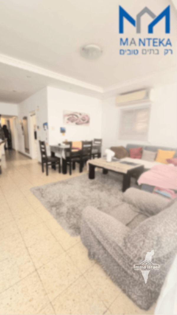 3-Room Apartment for Sale on Sheshet ha-Yamim Street, Bat Yam