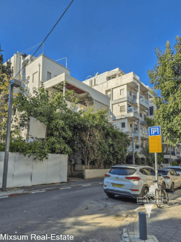 2-Room Apartment for Sale on Ranak Street, Tel Aviv-Yafo
