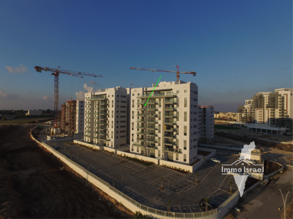 4-Room Apartment for Sale on Harav Mordechai Eliyahu Street, Kiryat Malakhi