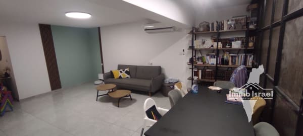 4-Room Apartment for Sale on Rakhel Alter Street, Lod