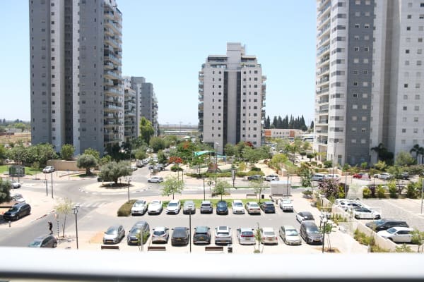 5-room apartment for sale on Bareket Street, Be'er Ya'akov