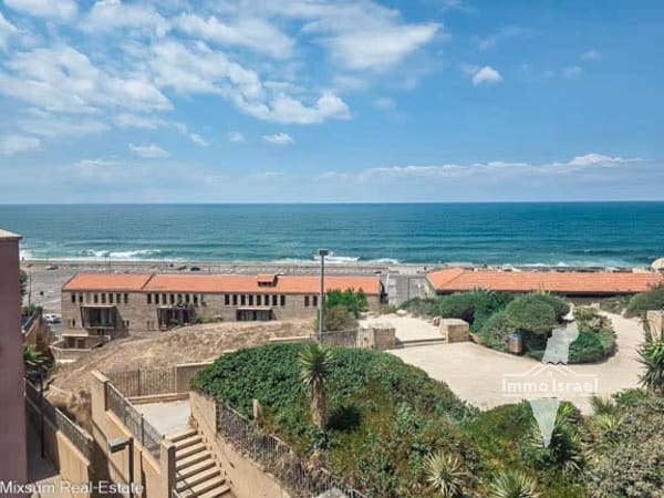 6.5-room private house for sale on Sha'arei Nikanor Street, Tel Aviv