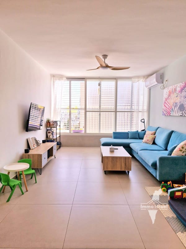 4-room apartment for sale on Zalman Aran Street, Holon