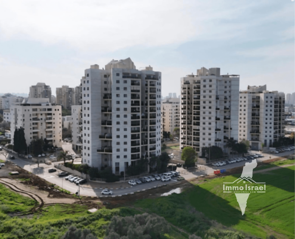 4-room apartment for sale on Shim’on Wizental Street, Petah Tikva