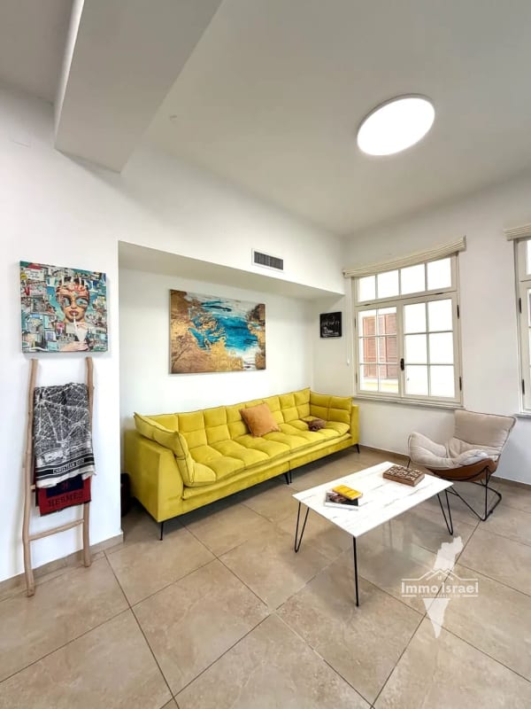 4-Room Apartment For Sale On Allenby Street, Tel Aviv
