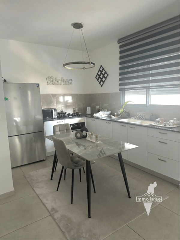 דירת 4 חדרים למכירה ברחוב ליבנה, נהריה