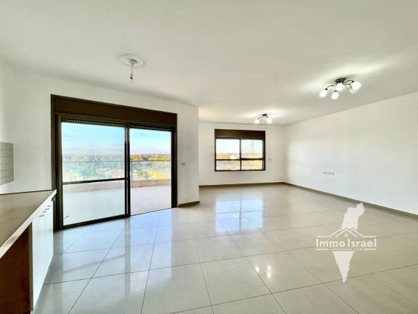 Квартира с 5 комнатами на продажу на улице Лехи, Нетания