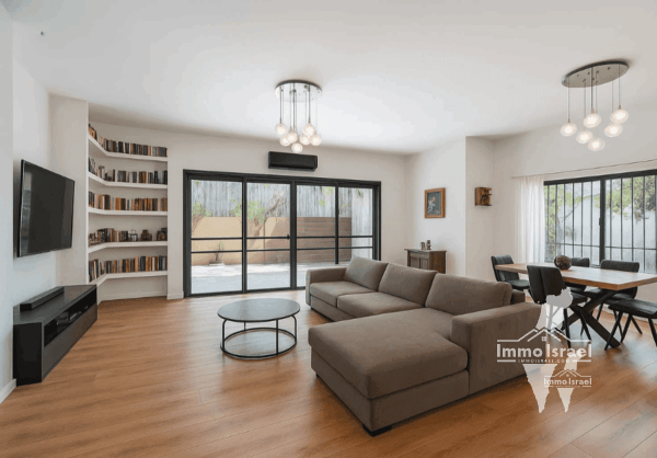 Дом с 7 комнатами на продажу на улице Ицхак Садэ, Раанана