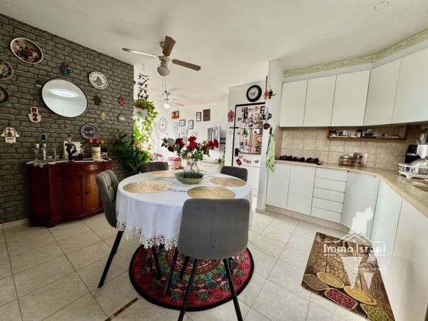 Квартира с 3 комнатами на продажу на улице Харей ха-Голан, Герцлия