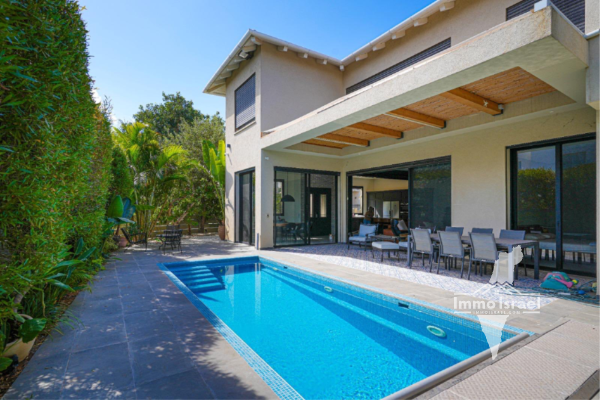 קוטגי 8 חדרים למכירה ברחוב שן הארי, אבן יהודה