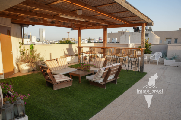 6-Room Roof Apartment For Rent On Ha-Galil Street, Ra'anana