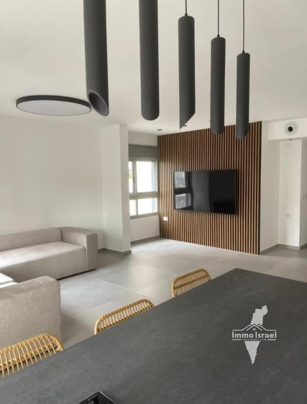 Квартира с 5 комнатами на продажу на улице Нафтали Герц Имбер, Нетания