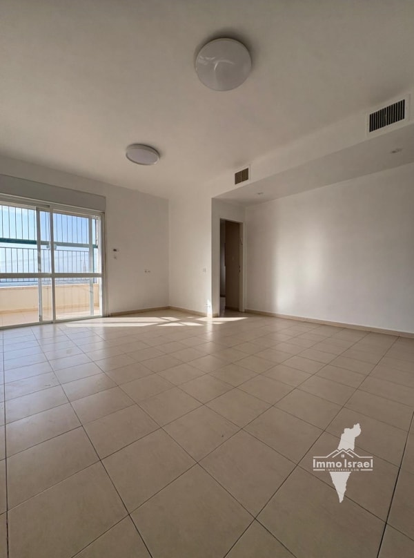 5-Room Apartment For Sale On Nakhal Uriya Street, Beit Shemesh
