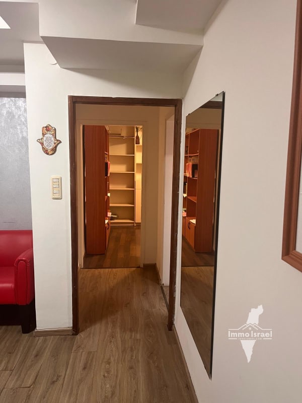Office For Rent In Acre
