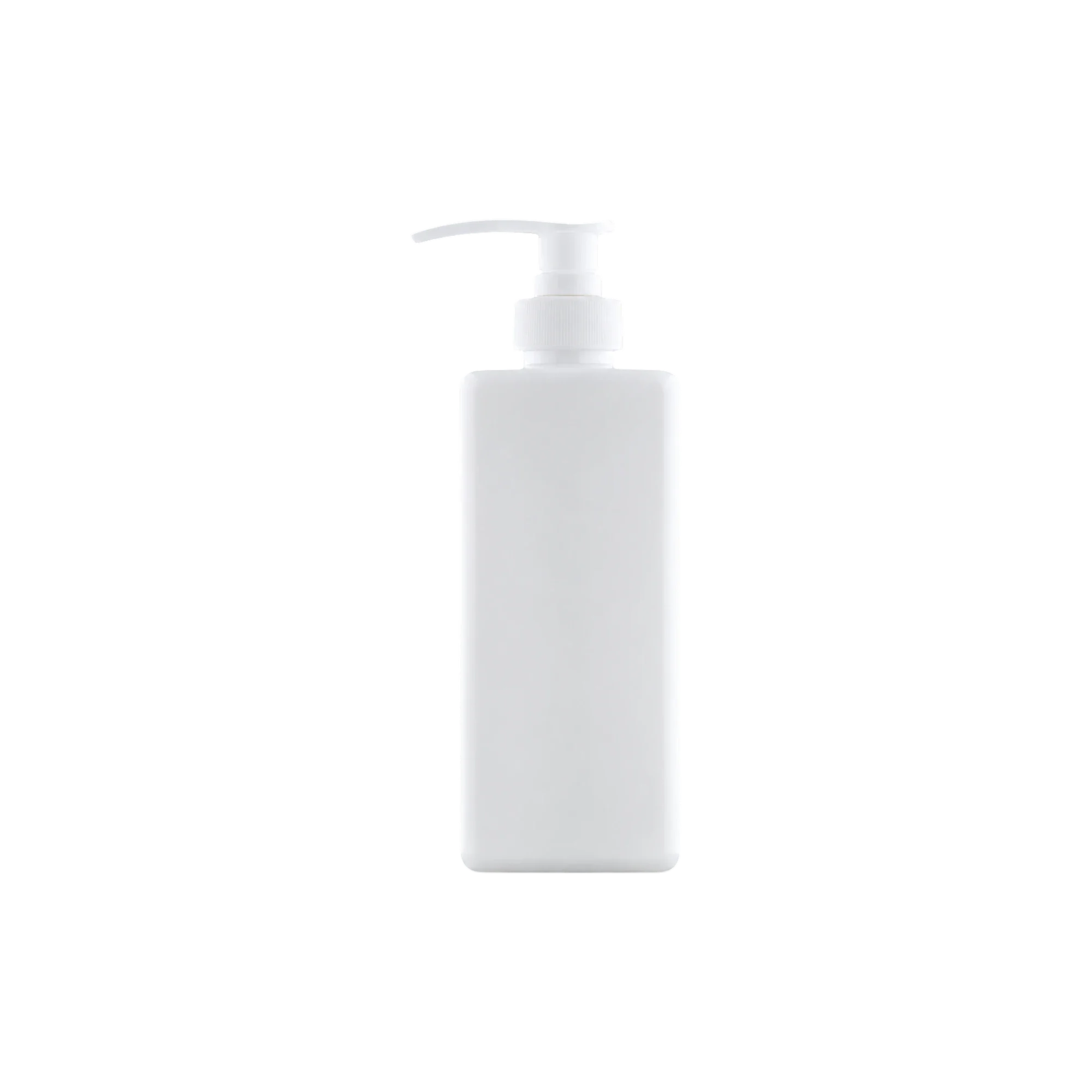 Queens Packaging Co., ltd. 20.3oz / 600ml PETG Rectangular Cleanser Pump Bottle with Lock-Down PP Pump