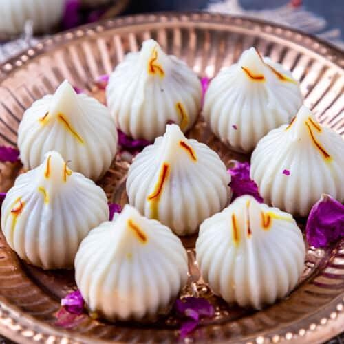 Modak is the traditional ganesh  chathurti food item