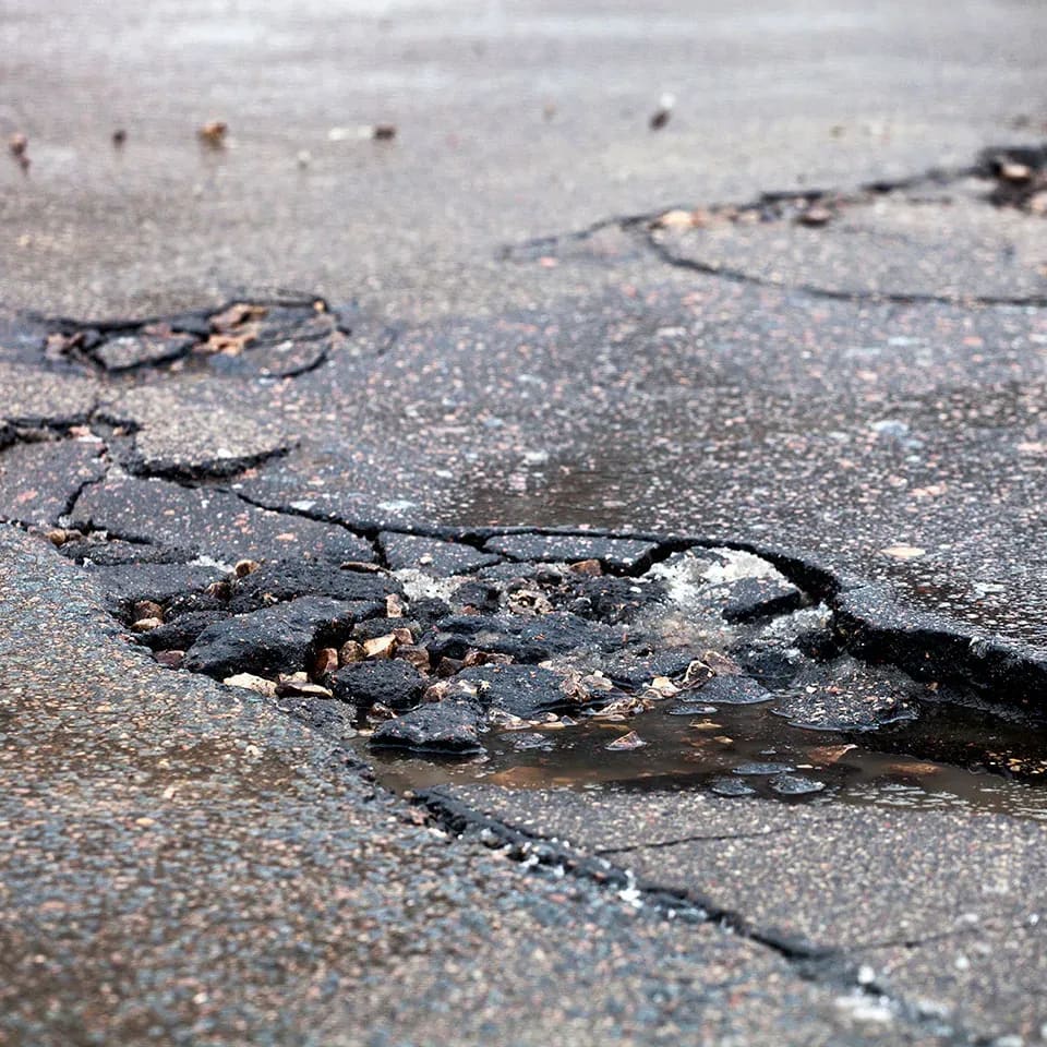 Asphaltic concrete pavement