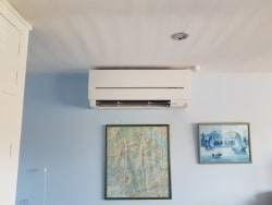 Mitsubishi Electric inverter wall mounted unit.