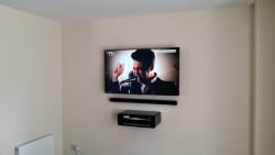 flat tv fit sound bar and shelf