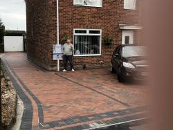 New Look Driveways logo