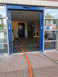 Attention to detail, under the watchful eye of the royal family attention to detail had to be to the highest standard, we don’t leave your floors or furnishings until every inch possible has been cleaned to the point it passes our industry test.