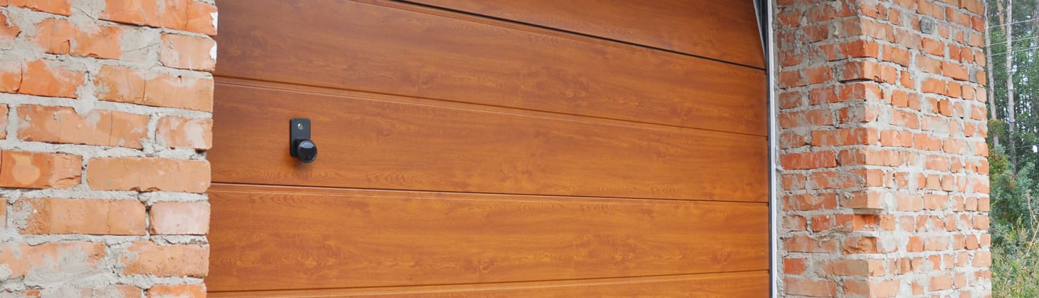 Request Wooden garage doors quote