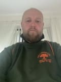 Tree & Garden Care logo