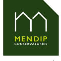 Hutton Lesisure Builders logo