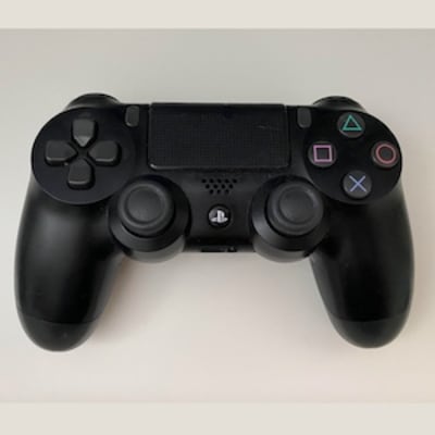 PS4 Controller