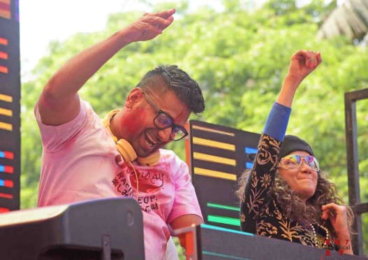 Holi