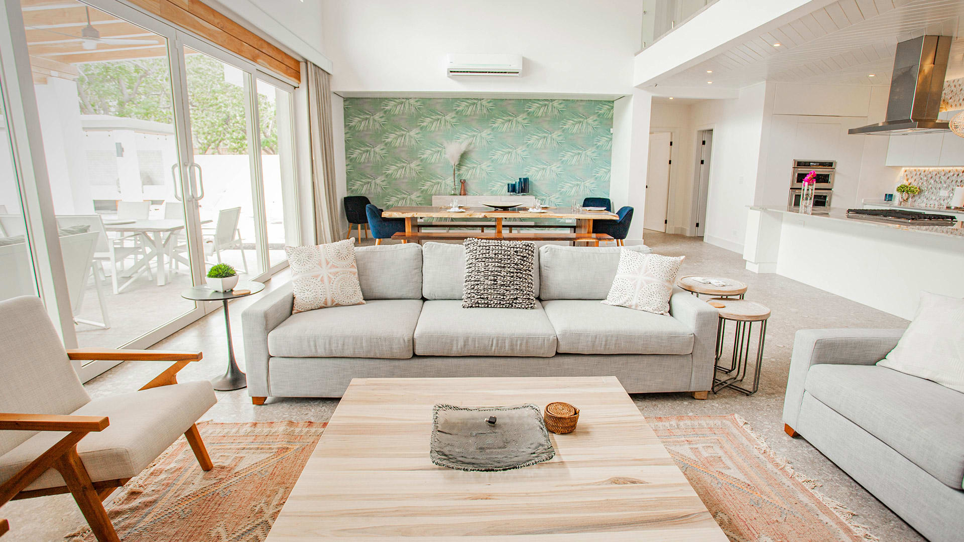 Reinvent Your Living Room with Beach Theme Ideas