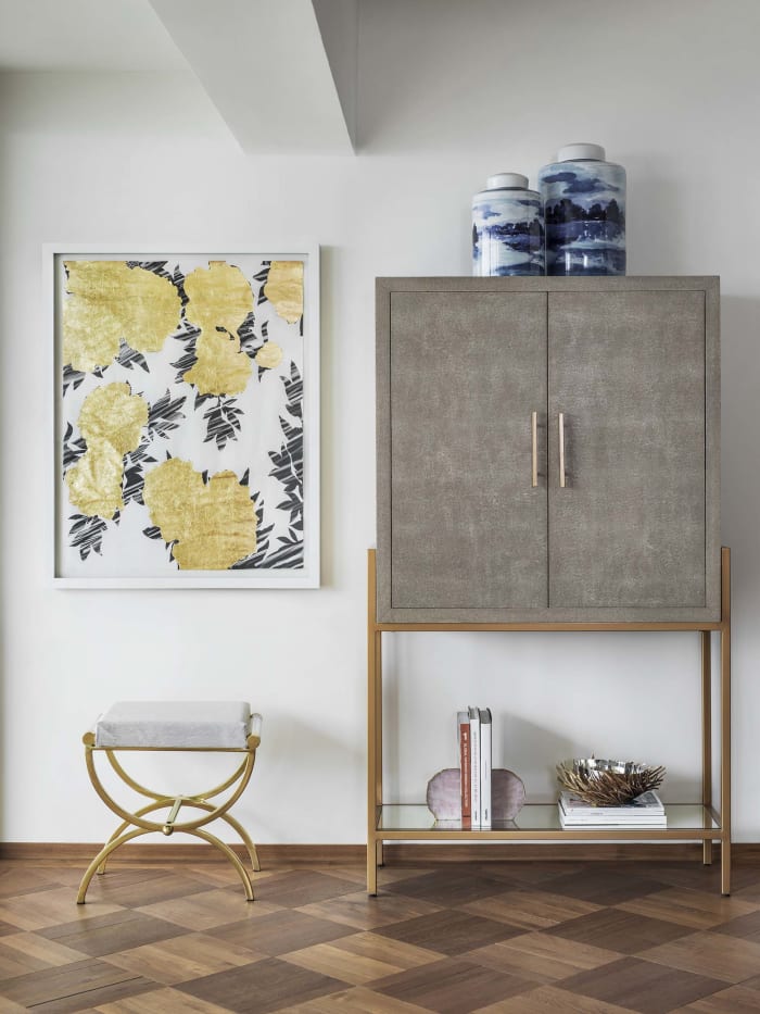 Bar cabinet for drinks buying guide