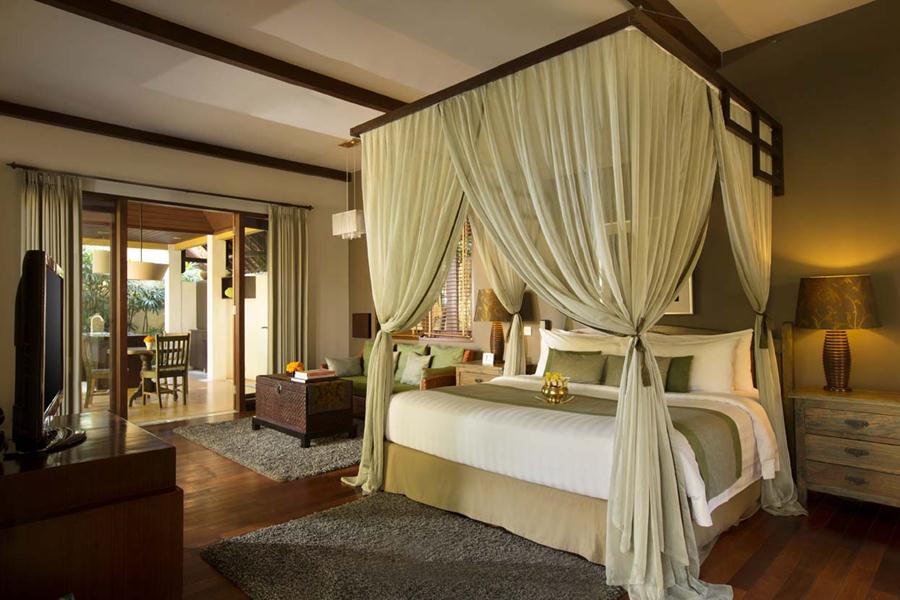 Aiming for Bespoke Hospitality