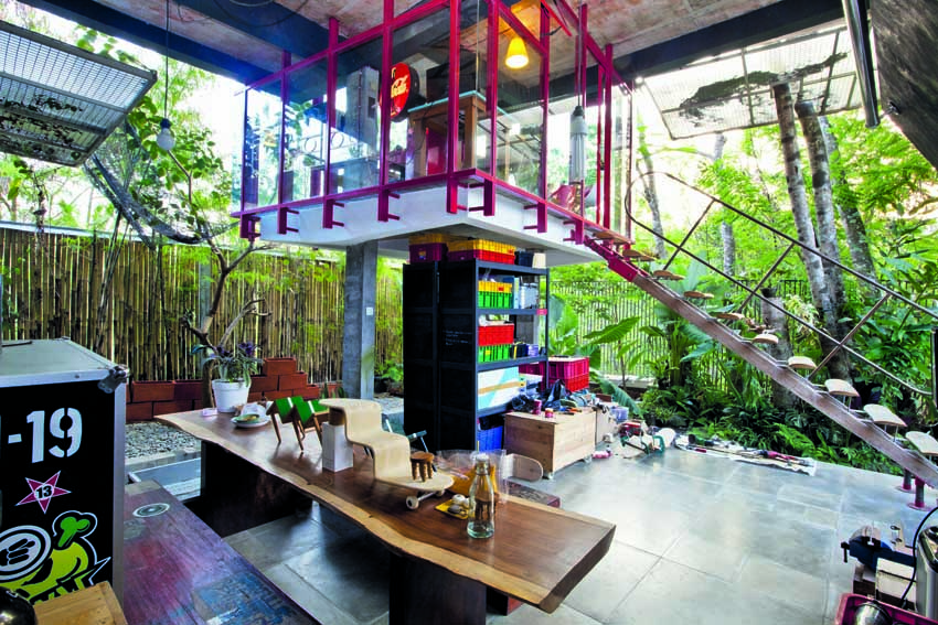 The Artsy Abode