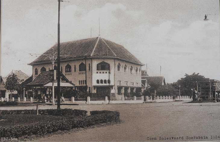 Grha Wismilak at the Crossroads