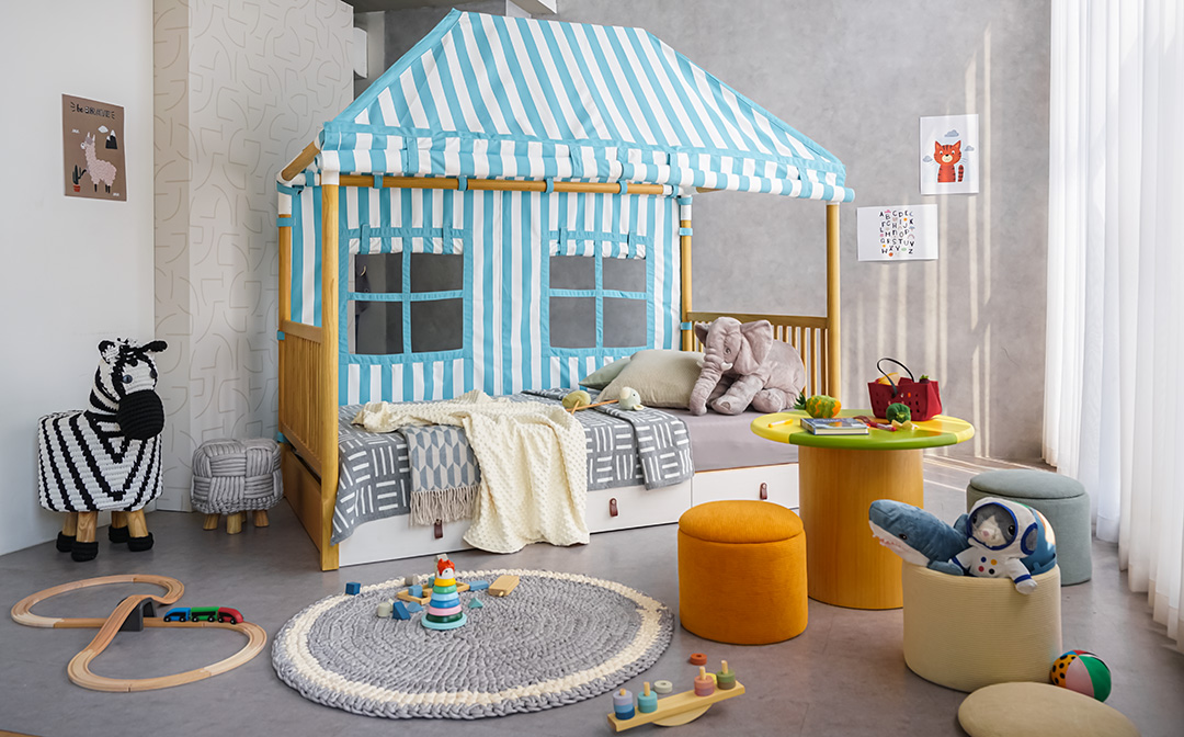 Dreams Take Flight at Kids by VIVERE