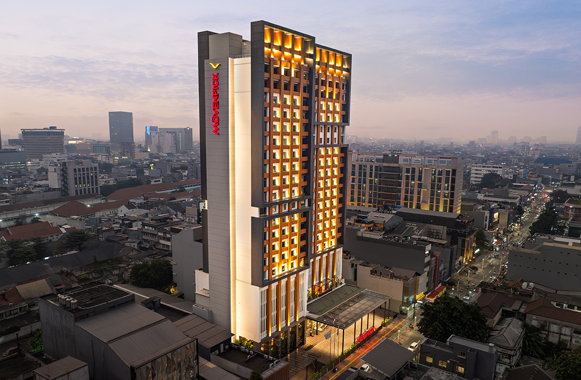 Mövenpick Hotel Jakarta City Centre: A Luxurious Contemporary Hotel
