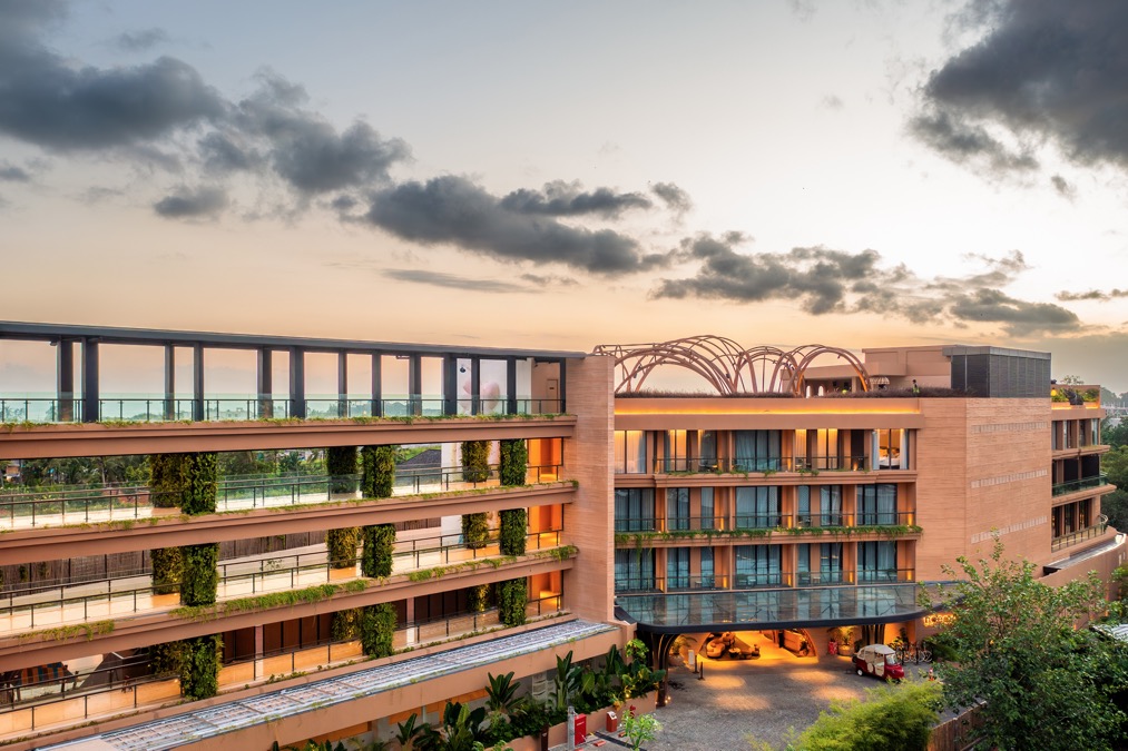 A Sanctuary for Curious Minds