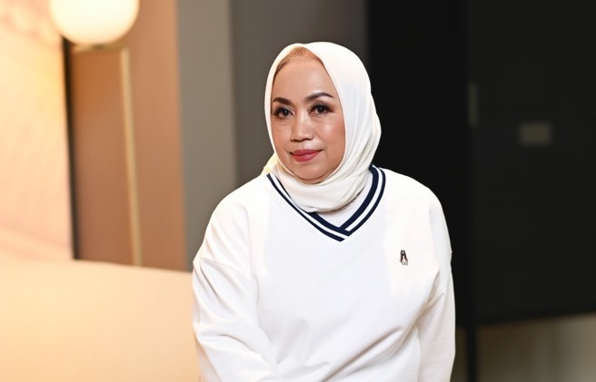 Green Life in the Rhythm of the Sea