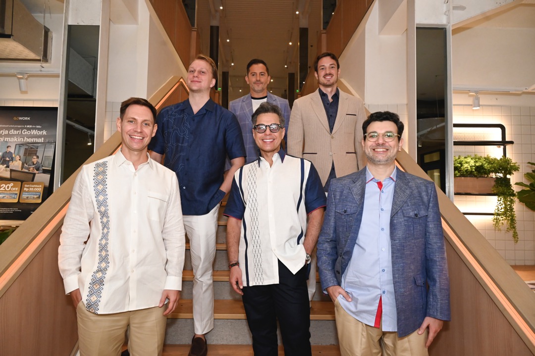 Riviera Éclat Celebrates Timeless Style