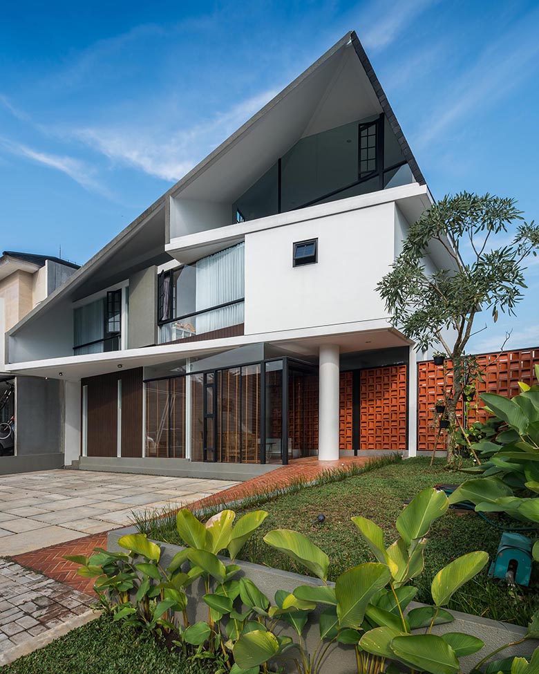 Design Trends – An Interview with Riri Yakub