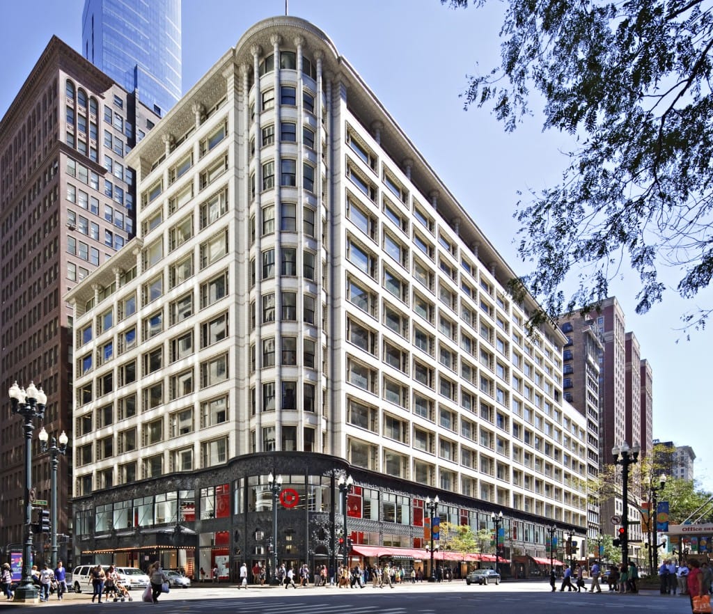 Sullivan Center (then Carson, Pirie, Scott and Company Building) by Louis Sullivan (1904-1906) | Source: urbanland.uli.org