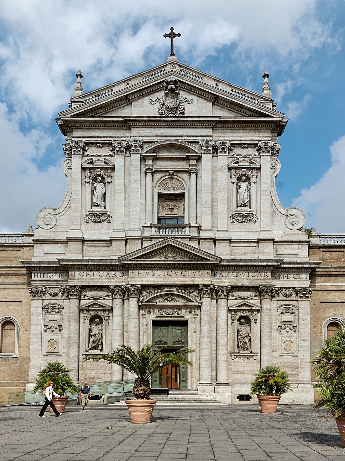 Santa Susanna façade (1603) | Source: wikimedia.org